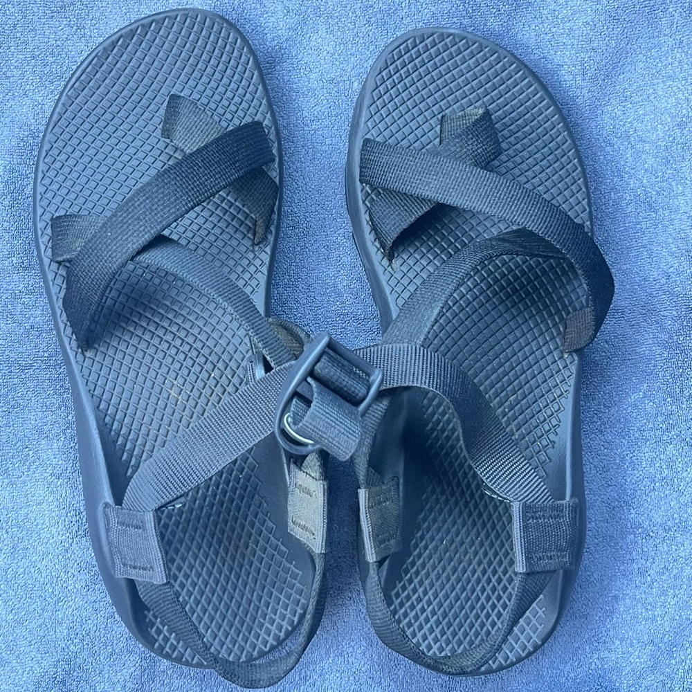 Women’s Chaco Black Sandals Size 9